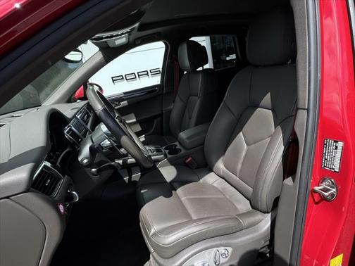 2018 Porsche Macan Base