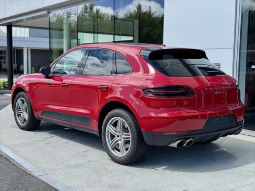 2018 Porsche Macan Base