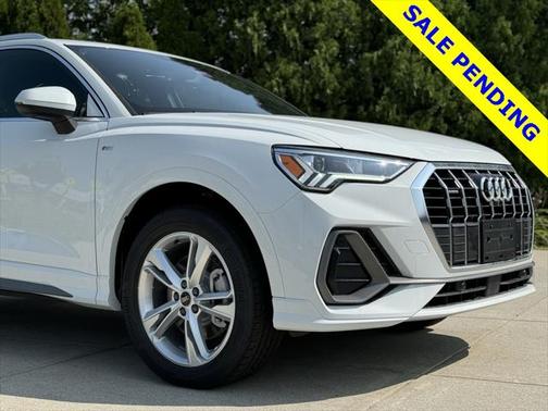 2024 Audi Q3 45 S line Premium Plus