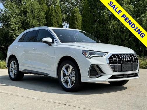 2024 Audi Q3 45 S line Premium Plus
