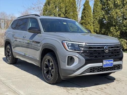 2025 Volkswagen Atlas 2.0T Peak Edition
