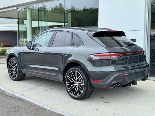 2025 Porsche Macan Macan