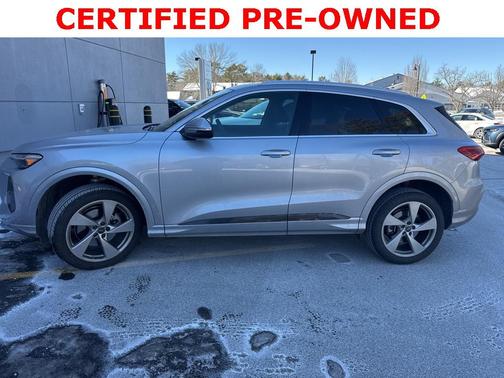 2025 Audi Q5 Premium Plus TFSI quattro S tronic