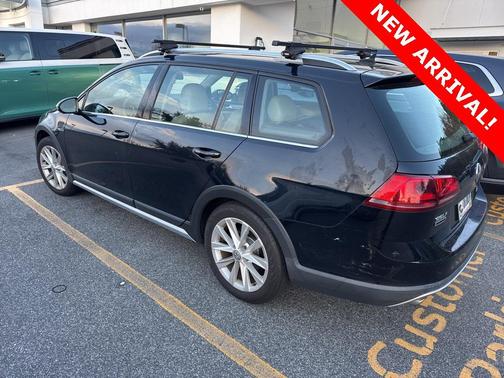 2017 Volkswagen Golf Alltrack 4Motion
