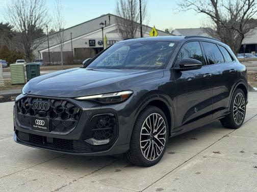 2025 Audi SQ5 3.0T Premium Plus