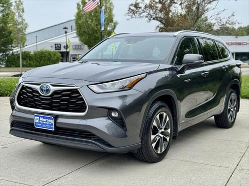 2020 Toyota Highlander Hybrid XLE