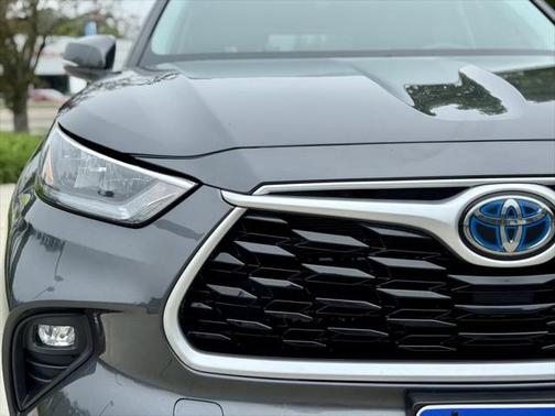 2020 Toyota Highlander Hybrid XLE