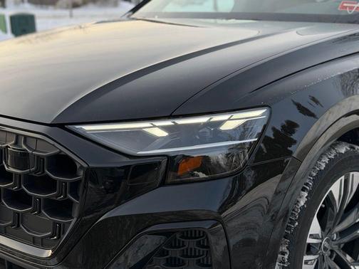 2026 Audi Q8 55 Premium Plus
