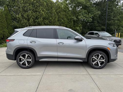 2025 Volkswagen Tiguan 2.0T SE 4MOTION