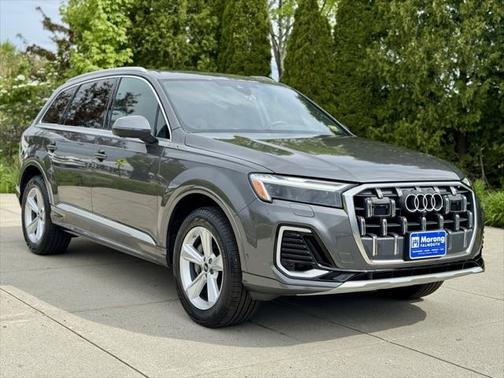 2025 Audi Q7 45 Premium