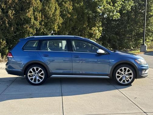 2019 Volkswagen Golf Alltrack TSI SEL