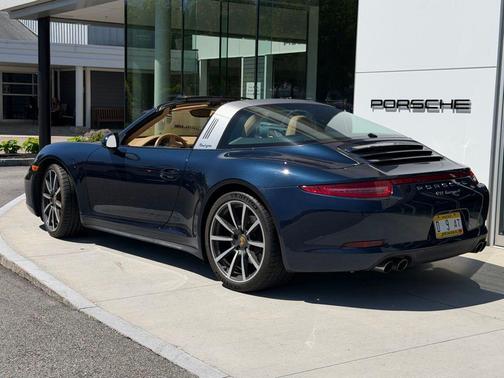 Dark Blue Metallic 2015 Porsche 911 Targa 4