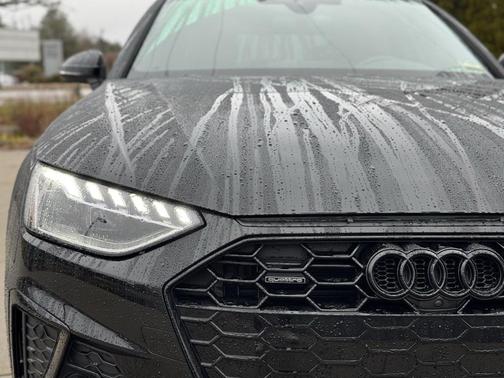 2023 Audi A4 45 S line Premium Plus
