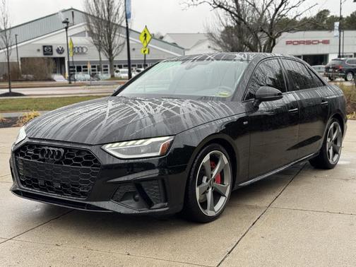 2023 Audi A4 45 S line Premium Plus