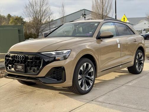2025 Audi Q8 55 Premium Plus