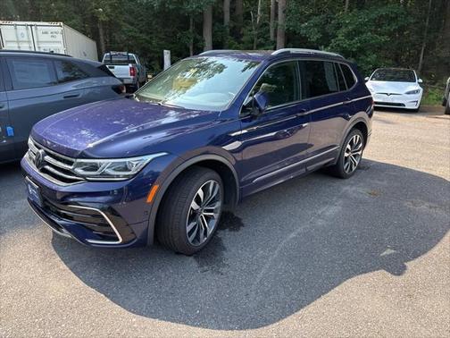 2022 Volkswagen Tiguan 2.0T SEL R-Line 4MOTION