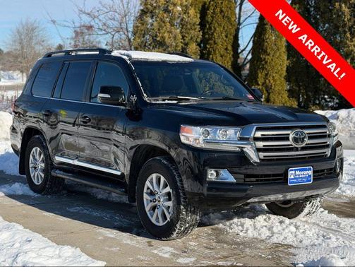 2019 Toyota Land Cruiser Base