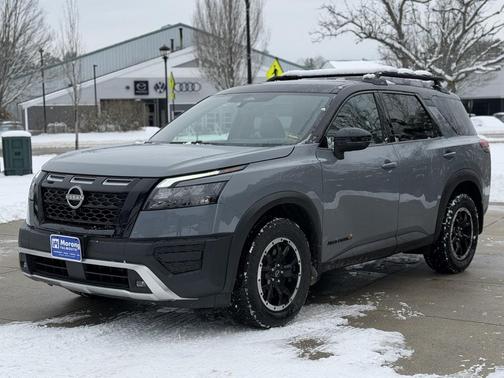 2024 Nissan Pathfinder Rock Creek 4WD