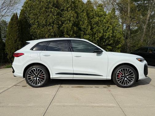 Glacier White Metallic 2026 Audi SQ5 3.0T Premium Plus