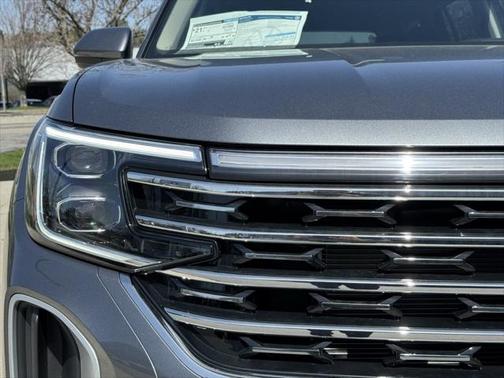 2025 Volkswagen Atlas 2.0T SEL