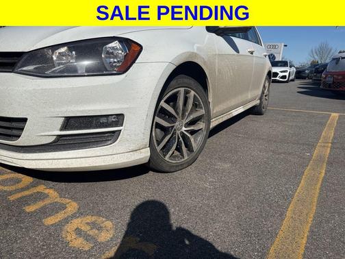 2015 Volkswagen Golf Auto TSI SE