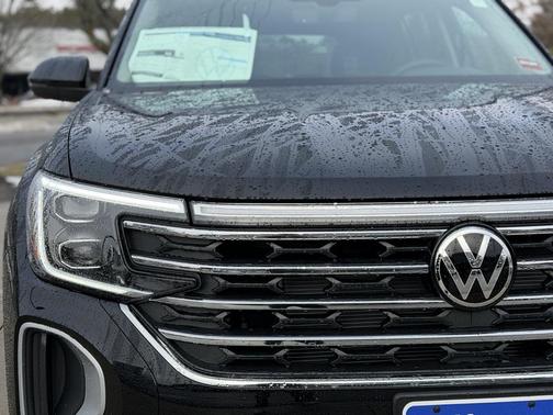 2026 Volkswagen Atlas 2.0T SE w/Technology 4MOTION