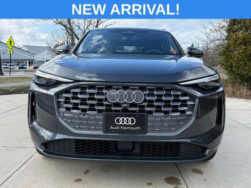 2025 Audi Q5 Premium TFSI quattro S tronic