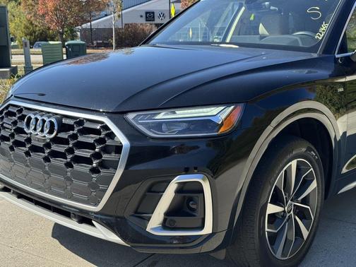 2023 Audi Q5 45 S line Premium Plus