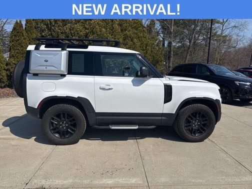 2023 Land Rover Defender 90 S