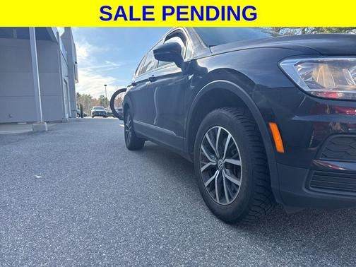 Deep Black 2020 Volkswagen Tiguan 2.0T SE 4MOTION