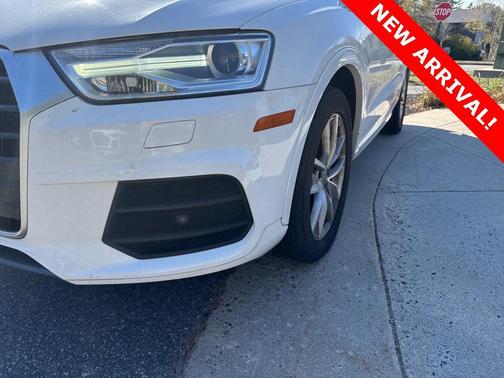 2017 Audi Q3 2.0T Premium