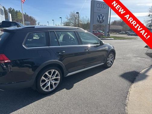2017 Volkswagen Golf Alltrack TSI SEL
