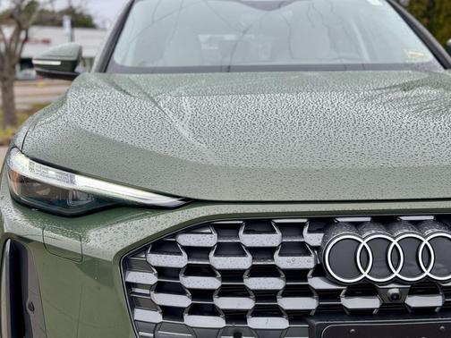 2025 Audi Q5 Premium Plus TFSI quattro S tronic