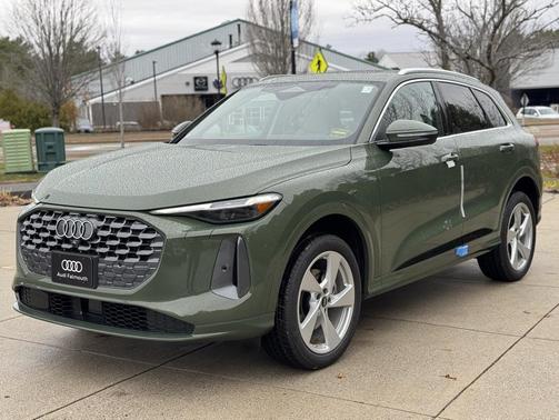 2025 Audi Q5 Premium Plus TFSI quattro S tronic