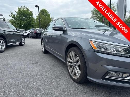 2017 Volkswagen Passat 1.8T SEL Premium