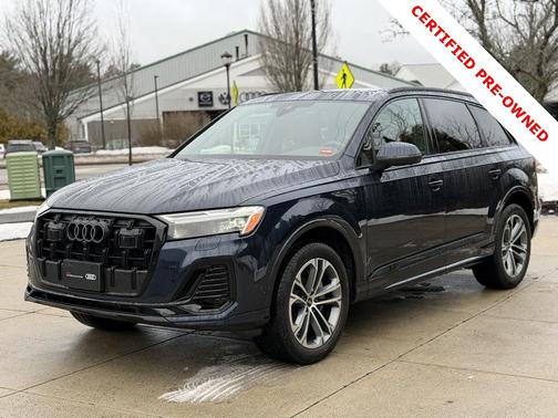 2025 Audi Q7 45 Premium