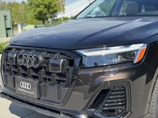 2025 Audi Q7 55 Premium Plus