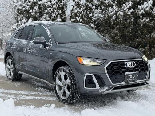 2024 Audi Q5 45 S line Premium Plus