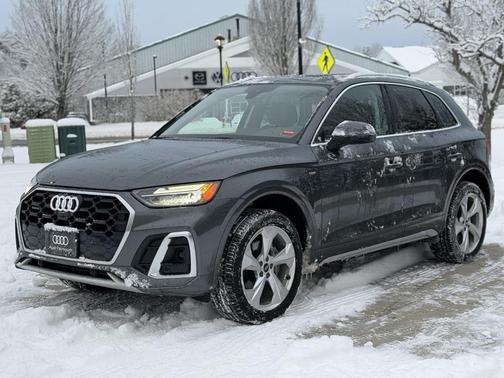 2024 Audi Q5 45 S line Premium Plus