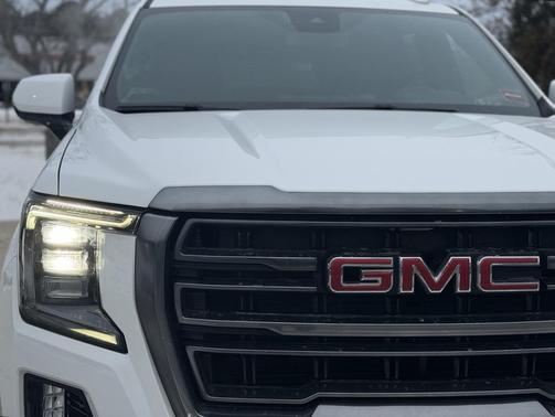 2023 GMC Yukon 4WD AT4