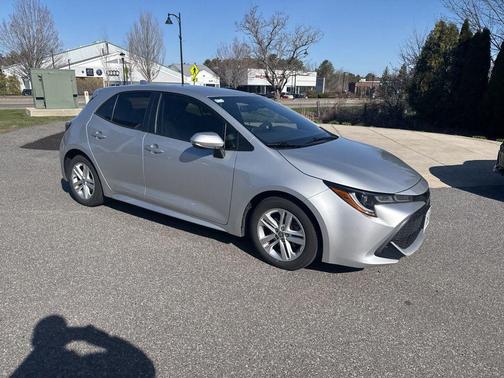 Classic Silver Metallic 2021 Toyota Corolla SE