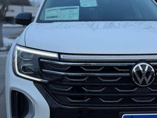 2026 Volkswagen Atlas Peak Edition