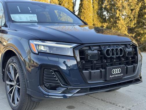 2026 Audi Q7 45 Premium Plus