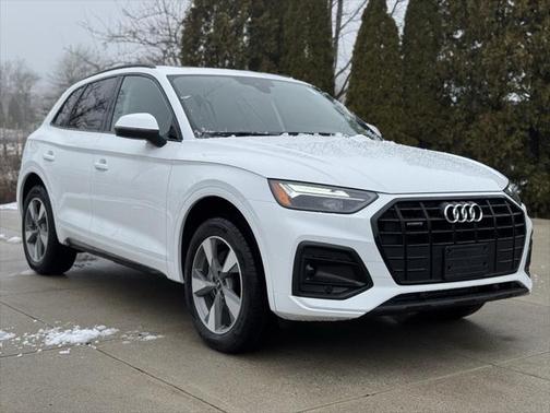 2025 Audi Q5 40 Premium