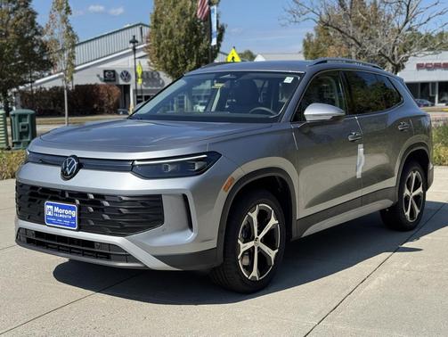 2025 Volkswagen Tiguan 2.0T SE 4MOTION
