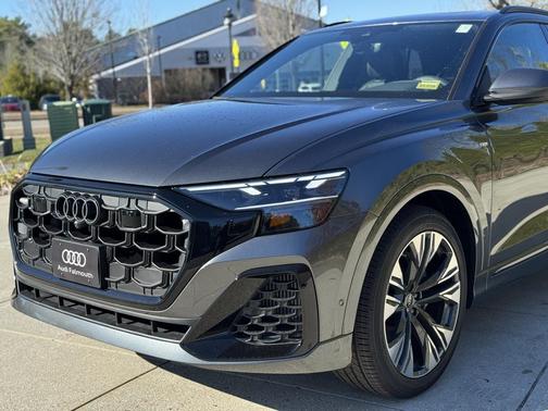2026 Audi Q8 55 Premium Plus