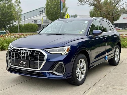 2025 Audi Q3 Premium 45 TFSI S line quattro Tiptronic