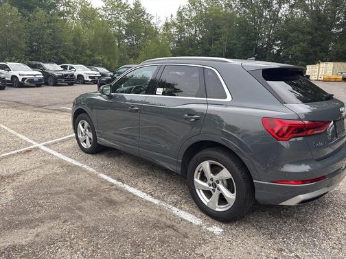 2022 Audi Q3 40 Premium