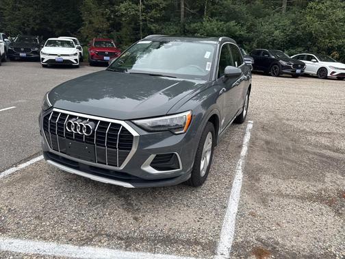 2022 Audi Q3 40 Premium
