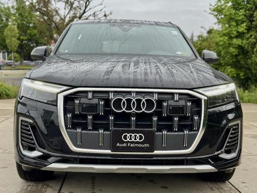 2025 Audi Q7 55 Premium Plus
